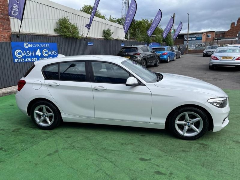 BMW 1 SERIES