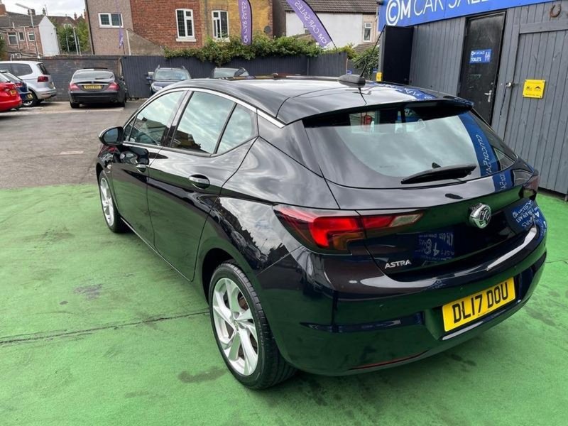 VAUXHALL ASTRA